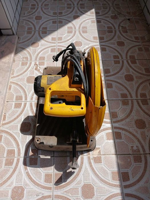Maquina de corte Dewalt