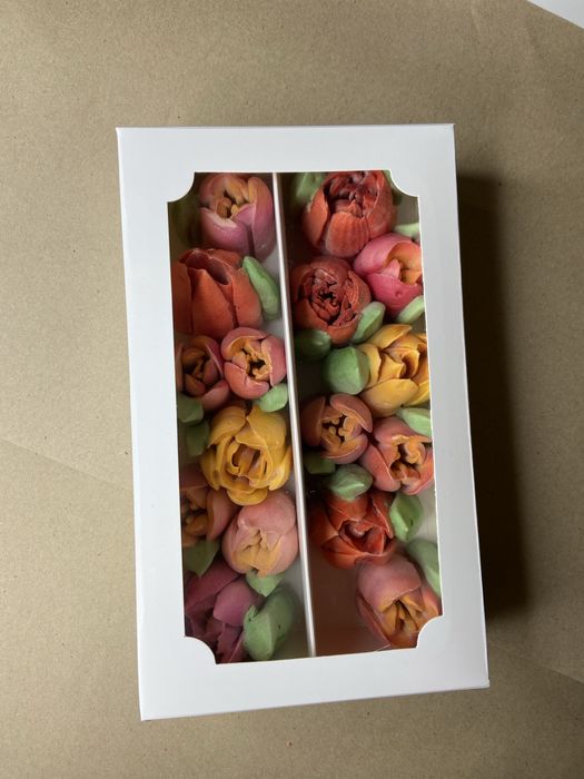 Зефірні квіти тюльпани подарунок на 8 березня