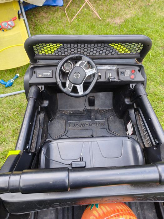 Auto na akumulator Mercedes