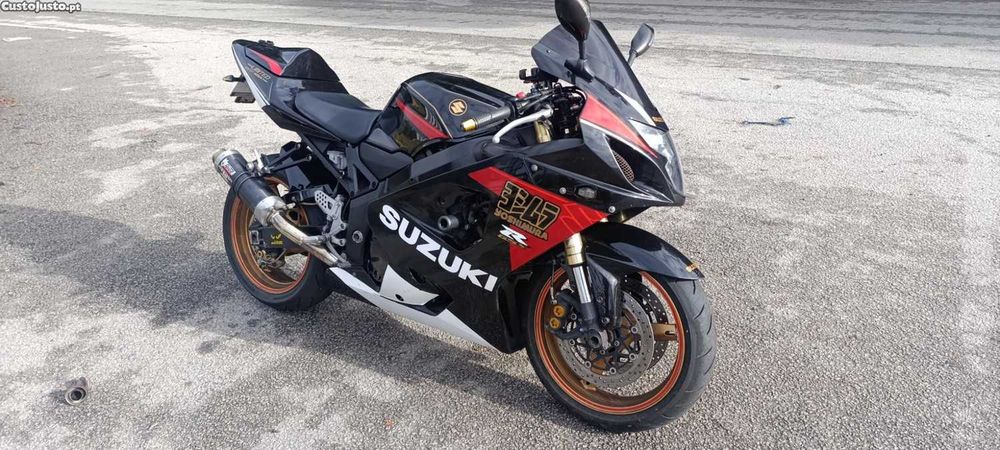 GSXR 750 k5 + Extras