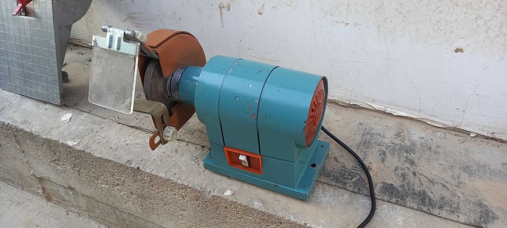 Точило Алмаз-23 УХЛ4 (точило, наждак, заточной станок, циркулярка).