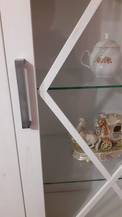 Пенал для вітальні