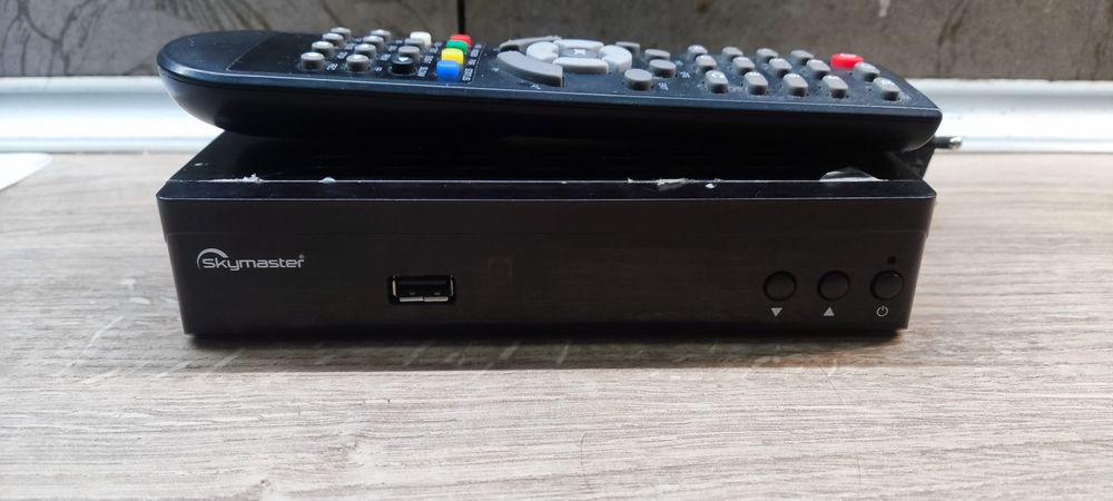 Telewizor/Monitor  SAMSUNG 32cali  nowa cena okazj