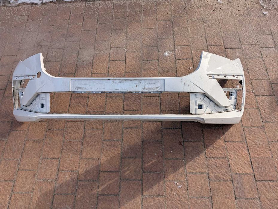 skoda scala lift 23- zderzak przód oryginał