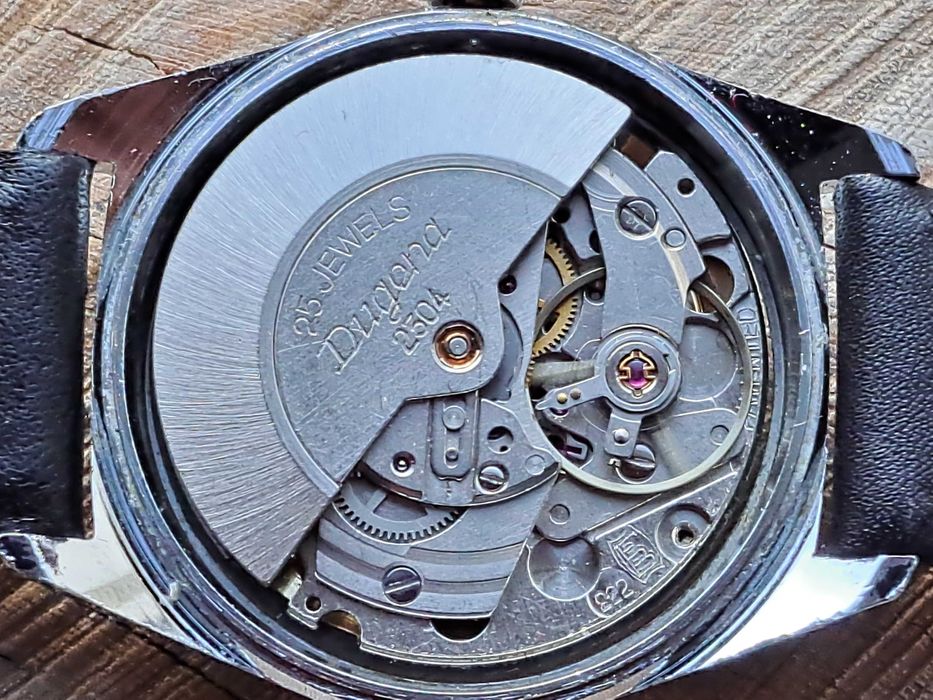 Relógio de pulso para homem, de marca Dugena