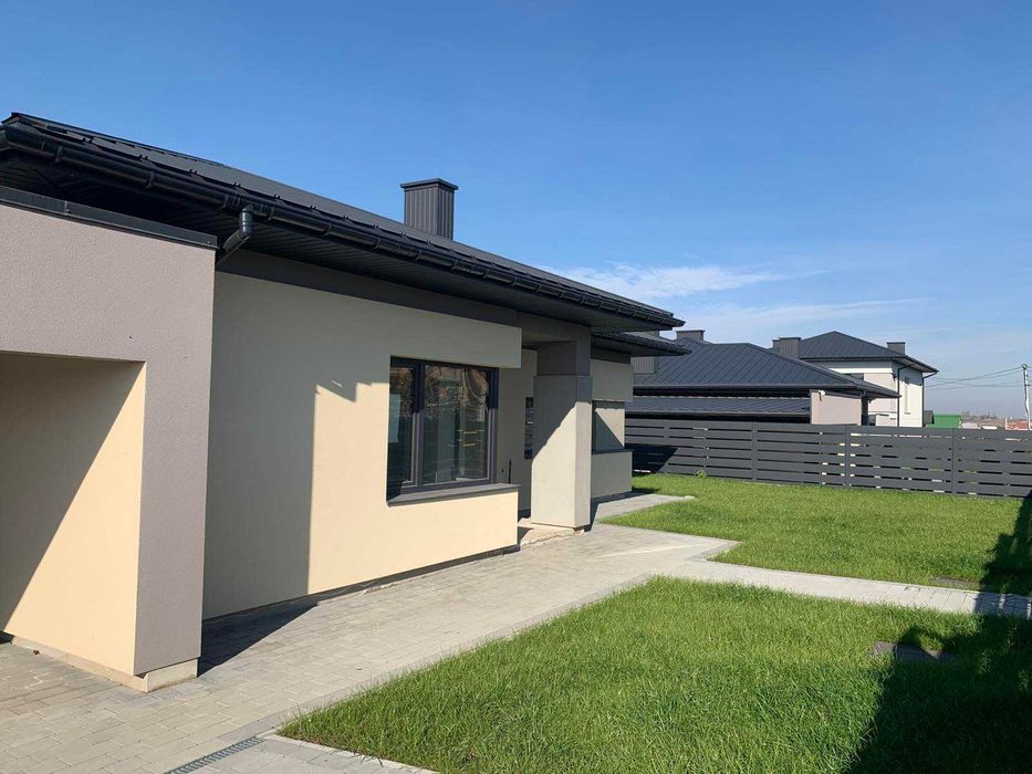 Продаж сучасного одноповерхового будинку  4 км від Львова