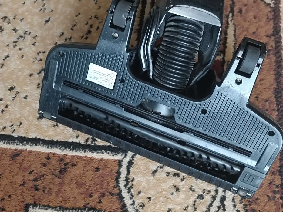 Аккумуляторный пылесос Bosch