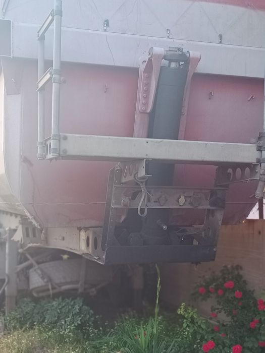 Самосвал самоскид