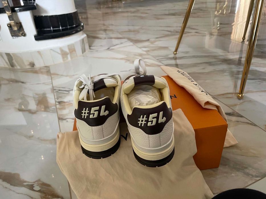 Buty odzież akcesoria