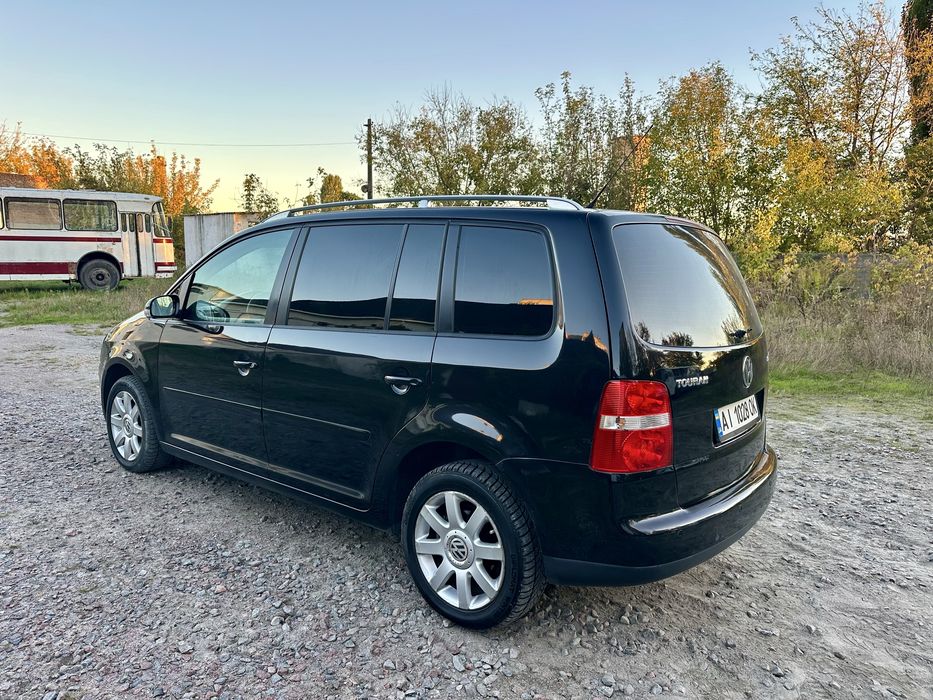 Продам Volkswagen Touran 2.0 Дизель