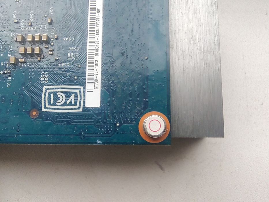 Asus Nvidia GT730 1 ГБ ddr3 НЕ справна