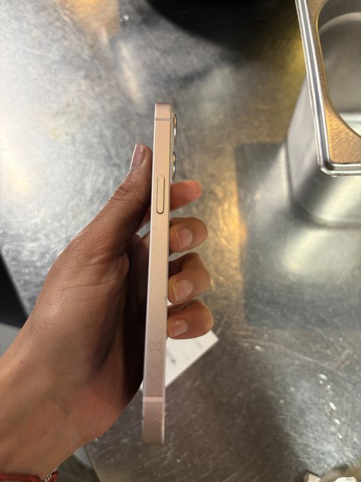 iPhone 13 128 GB   Oryginalny kabel