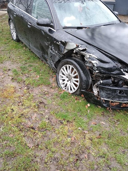 AUDI A6 C6 uszkodzony