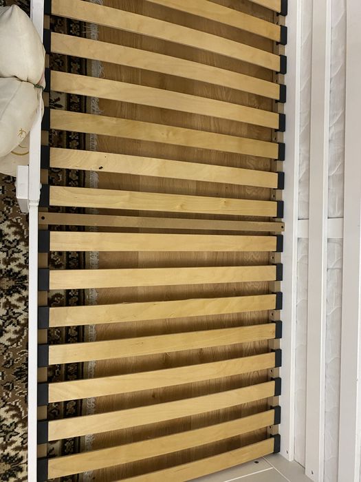 Lozeczko domek 160x80