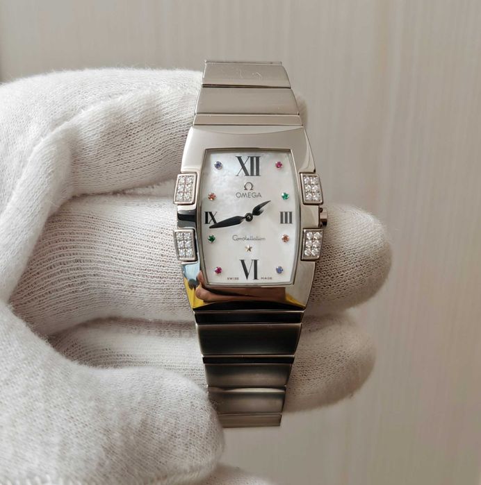 Жіночий годинник Omega Constellation Quadrella 1586.79.00 Diamond Swis