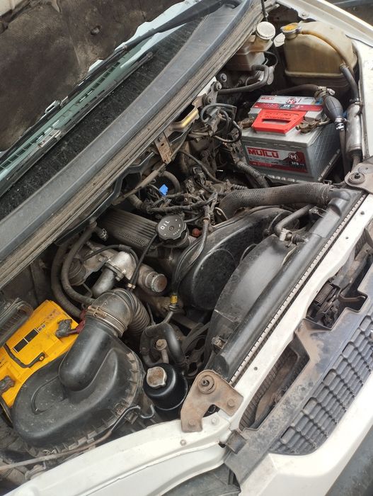 mitsubishi L400 2.5 турбодизель 1999год