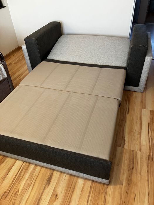 Sofa rozkładana 1-osobowa w bardzo dobrym stanie