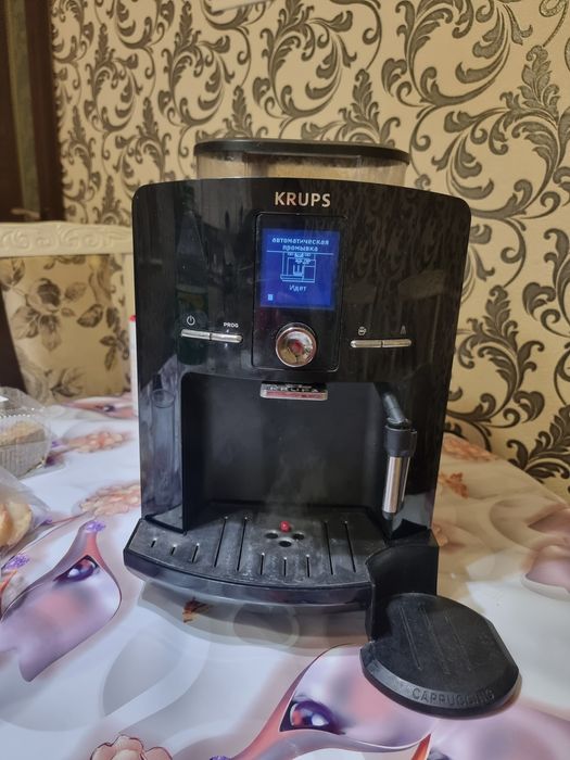Продається .Кофе машина