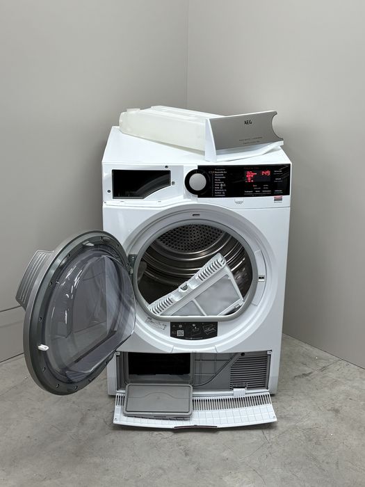 ПРЕМІУМ СУШКА AEG T9DE77685 / 8 кг / A+++ / AbsoluteCare / Тепловий насос
