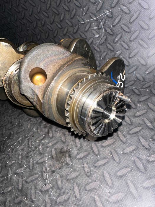 Колинвал двигателя, Колінвал двигуна, колінчастий вал AUDI 3.0TFSI 06M 105 019 AK, 06M 105 019 AM