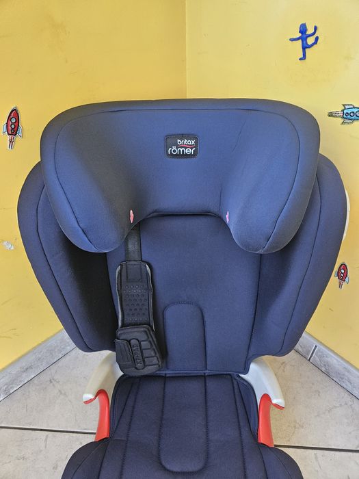 Fotelik samochodowy Britax Romer Kidfix 15-36kg isofix. Możliwa wysyłka OLX