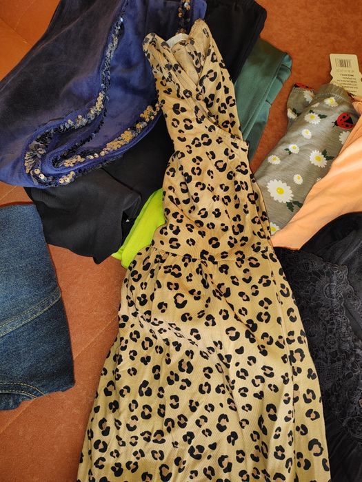 Zestaw ubranek 128-134