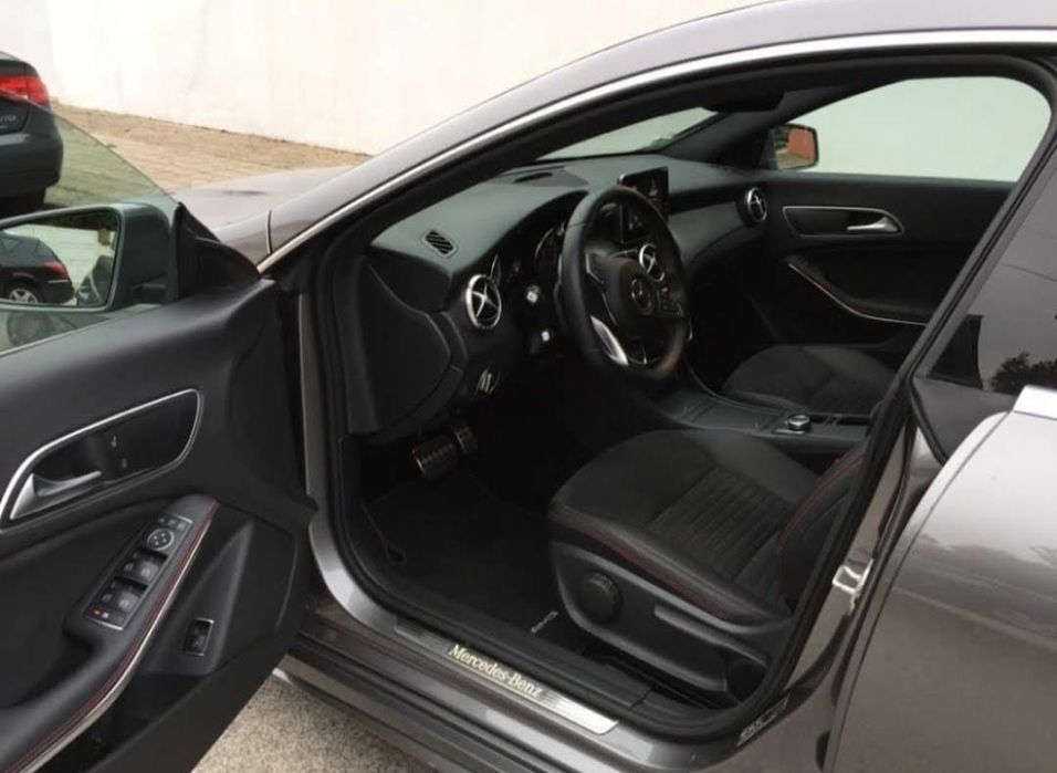 Mercedes CLA 220 AMG