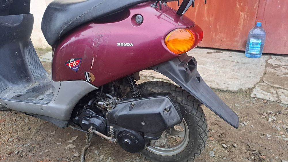 Мопед скутер  honda dio af 27