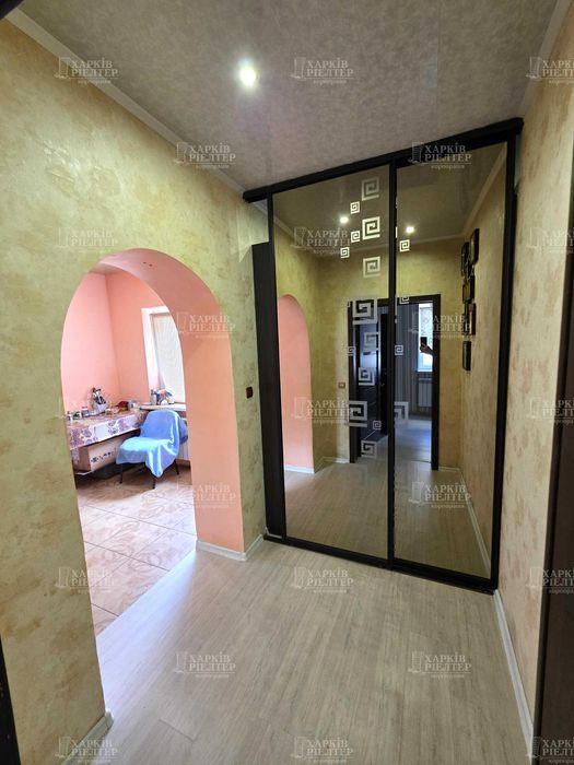 OS4 Продам два дома на одном участке 1-й с ремонтом 2-й под отделку