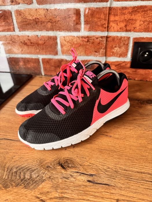 Nike Flex Experience 5