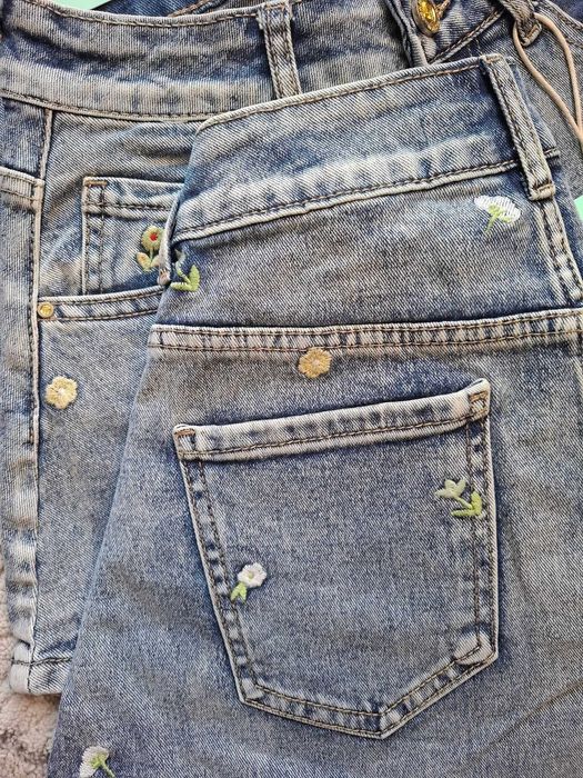 Spodenki jeansowe w kwiatki NOWE z metką