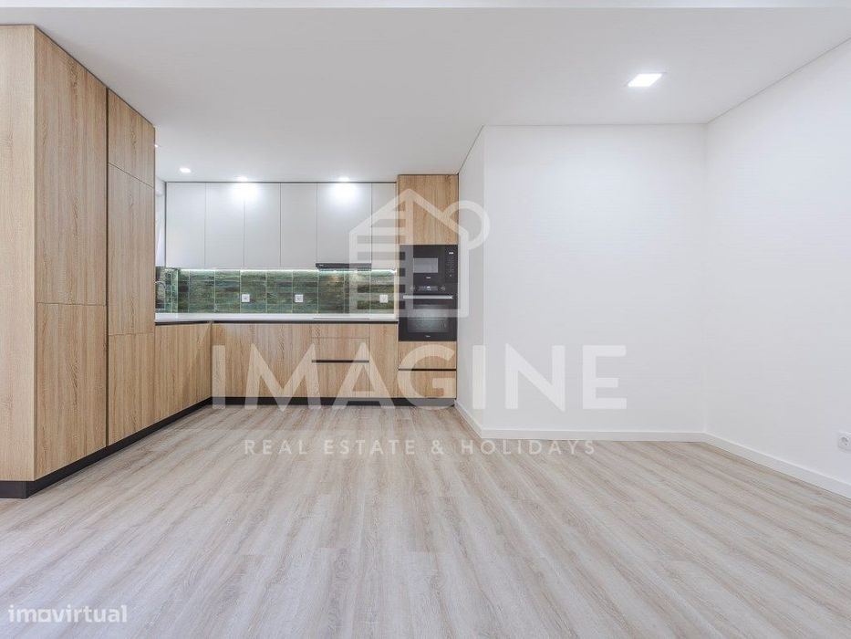 Apartamento T4 com terraço, churrasqueira e arrecadação - Bairro do...