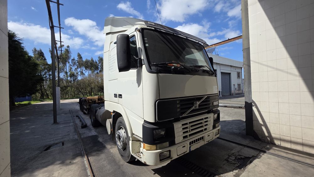 Volvo FH 420 Tractor Manual Bom Estado