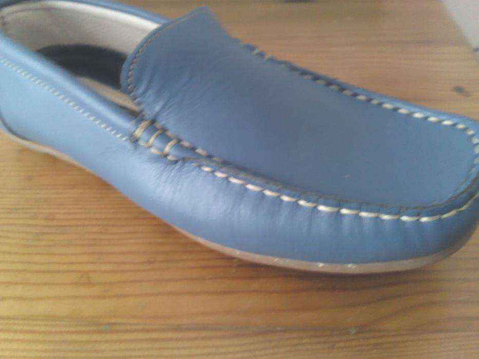 Sapato desortivo novo