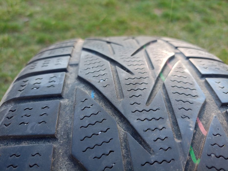 Opony 195/50r15.