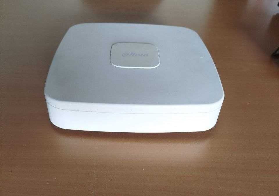 Продам відеореєстратор Dahua 4 канальний