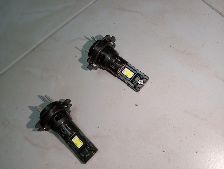 Lâmpada farol H7 led