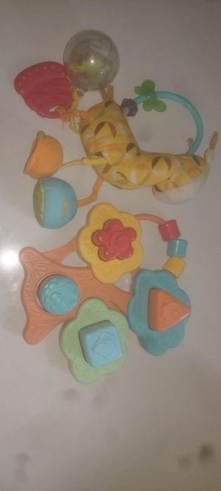 Vendo conjunto de jogos para bebés