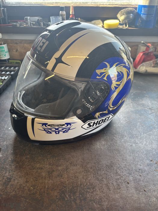Kask na motocykl  shoei