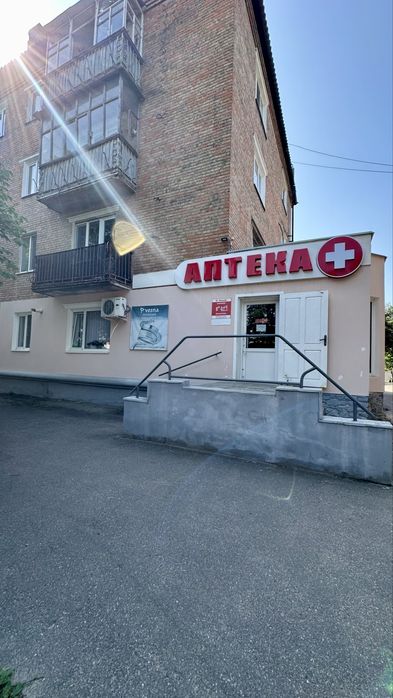 Магазин, оренда магазину 80 м.кв, центр, вул. Перспективна 34, ринок