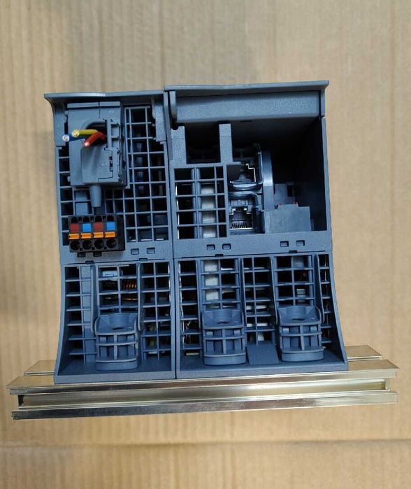 Sterownik PLC Siemens SIMATIC S7-1500 z modułem zasilającym PM 70W