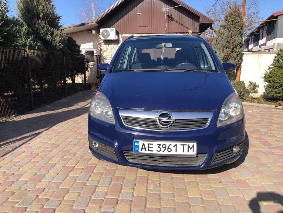 Opel Zafira B 1.9 дизель 7 мiсць