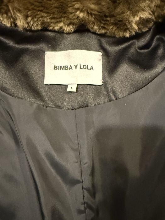 Casaco pêlo com capuz Bimba & Lola