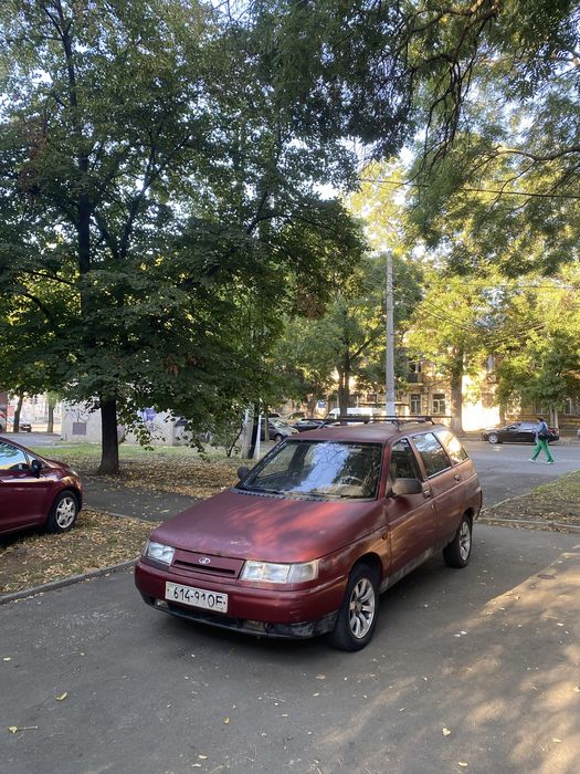 машина lada 2111 21113