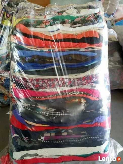 Odzież używana do dalszej odsprzedaży
