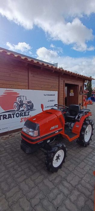 Campanha de Natal: Trator Kubota A155 + 4 alfaias POUPE 1250€