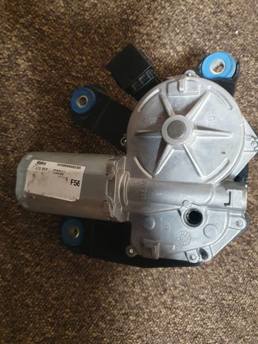 Привід заднього двiрника на Mini Cooper f56.