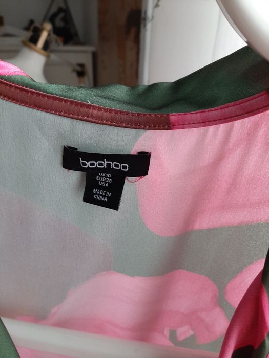 Sukienka kopertowa Boohoo