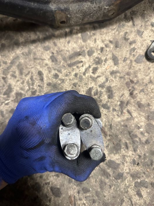 Кріплення руля Иж також кріплення замка запалення