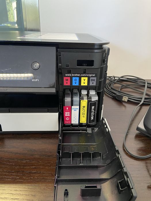 Impressora Brother DCP-J4110DW avariada